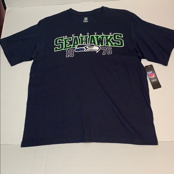 SALE!! Seattle seahawks tshirt NWT. 3 - Picture 4 of 7